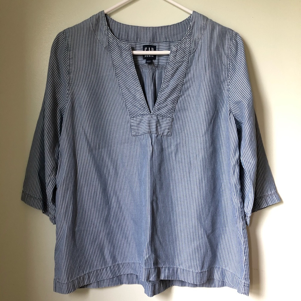 GAP Stripped Tunic-Style V-Neck Blouse